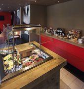 Ibis Hauptbahnhof Hotel 2*